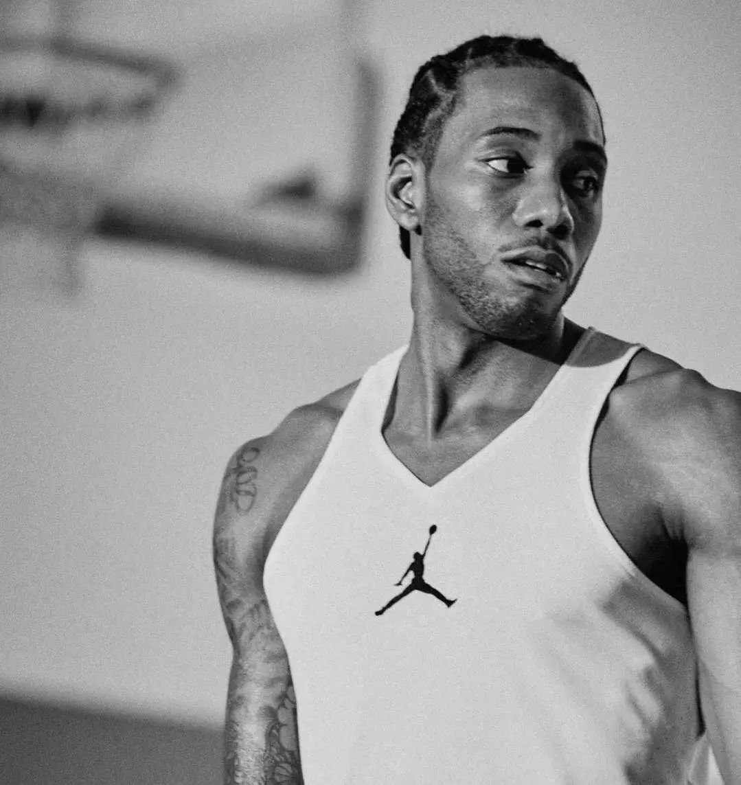 荷兰大名单：范戴克领衔；费耶诺德球员瓦伦特首次入选