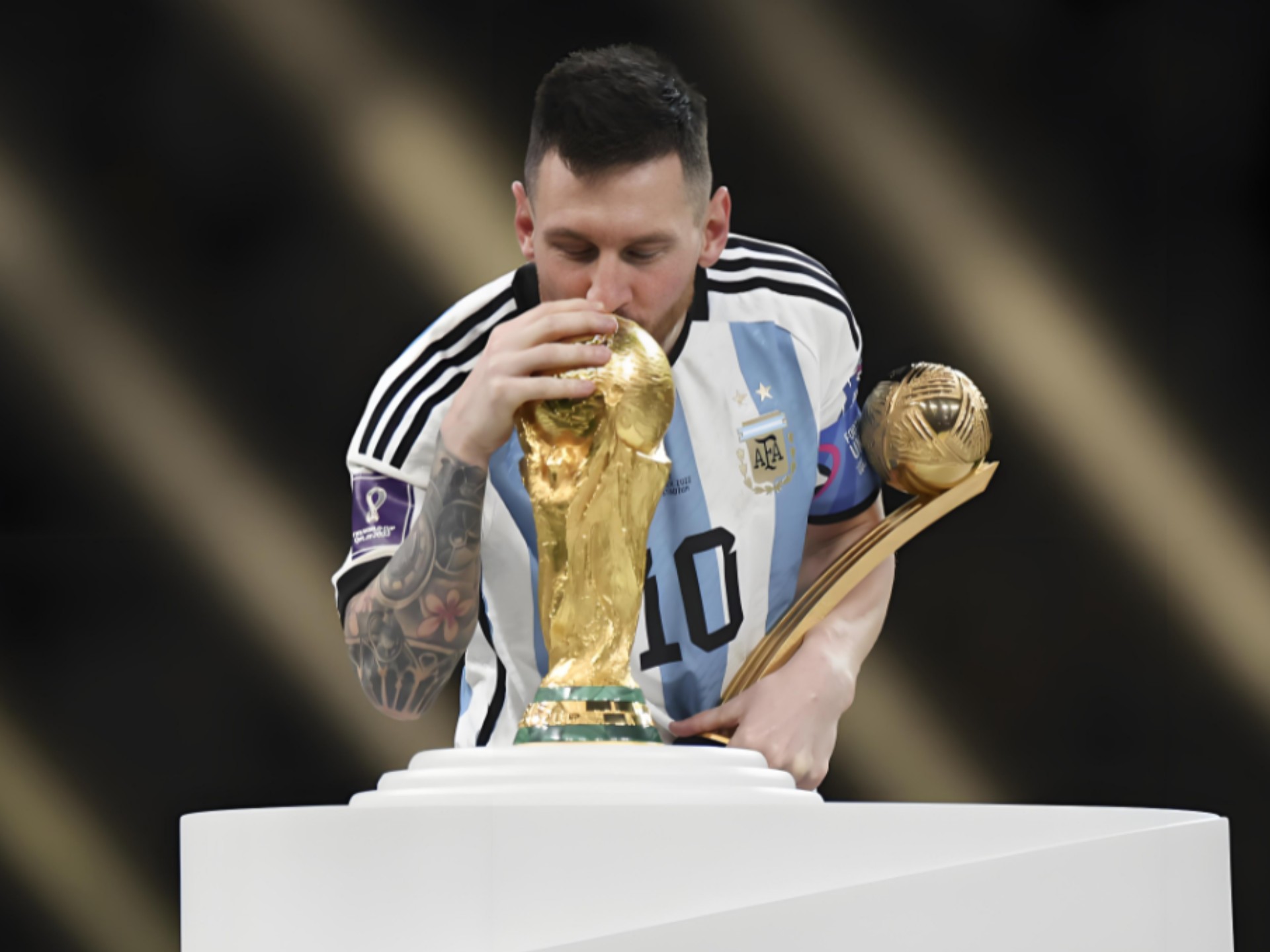 斯诺克英锦赛：丁俊晖6-5淘汰唐纳森；赵心童2-6张安达