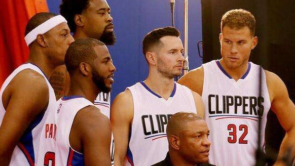 拉斯穆斯·霍伊伦(22 岁)在那不勒斯对阵尤文图斯的比赛中攻入 2 个进球！