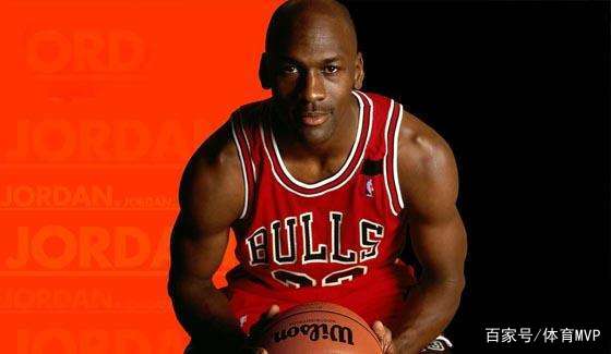 足球中超两场比赛因大雾暂停