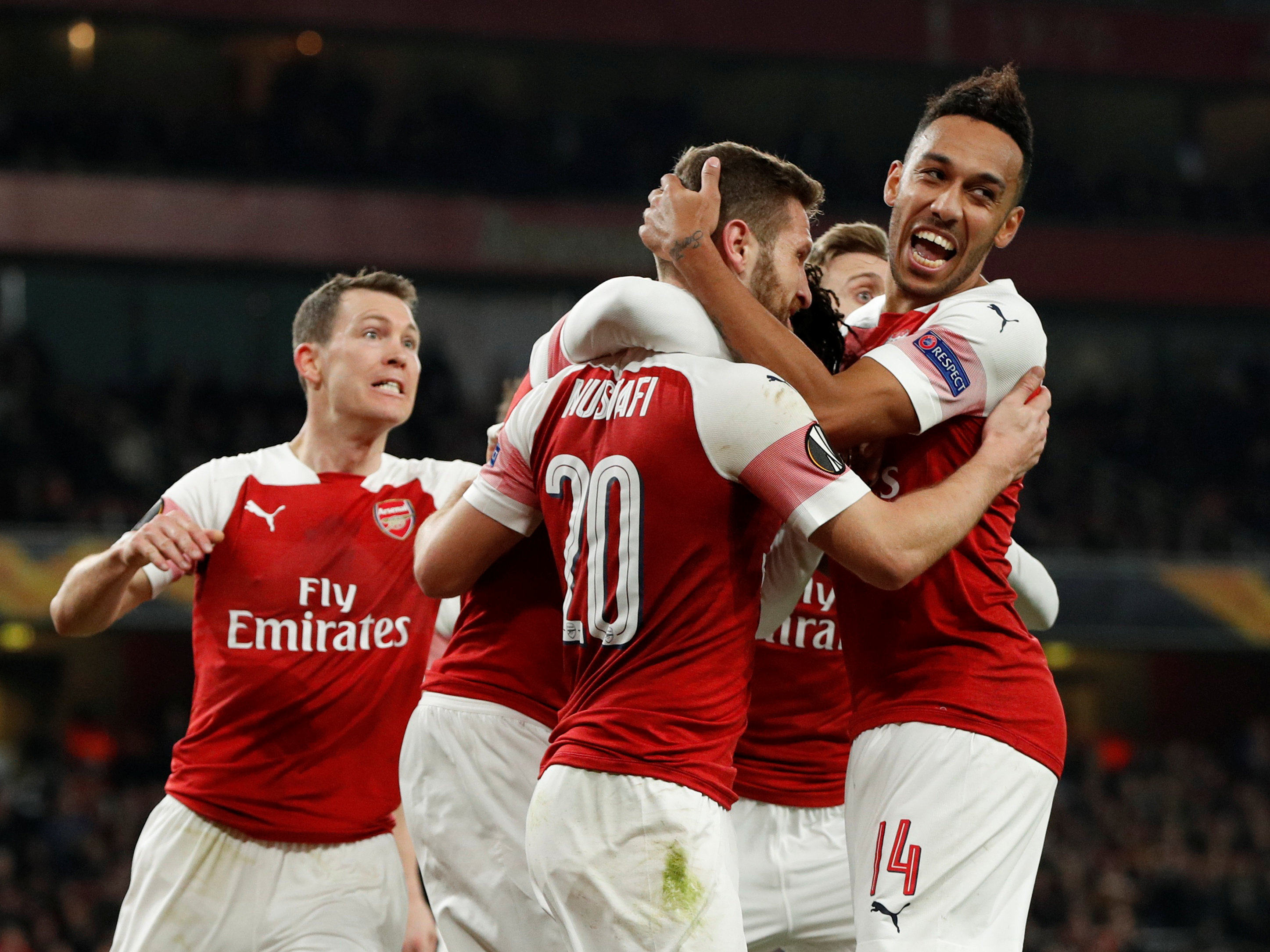 凯恩的冠军梦又悬了？拜仁接连官宣，戴维斯赛季报销，于帕受伤