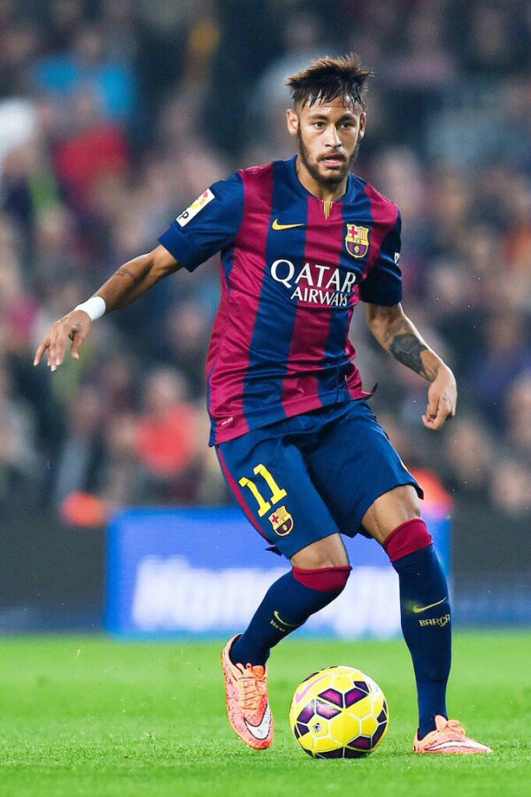 滑手扮关公成都街头玩滑板