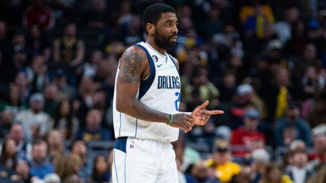 NBA焦点战：湖人客场逆转快船,