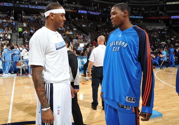 约基奇倒下后，一位故人邪魅一笑