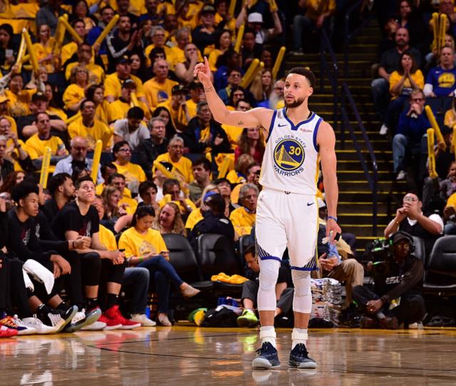 [NBA]狄龙21+7 太阳轻取灰熊